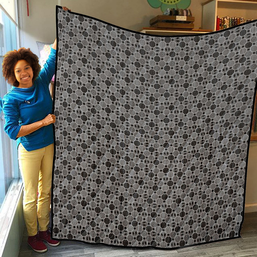 Renaissance Charcoal Lightweight & Breathable Quilt